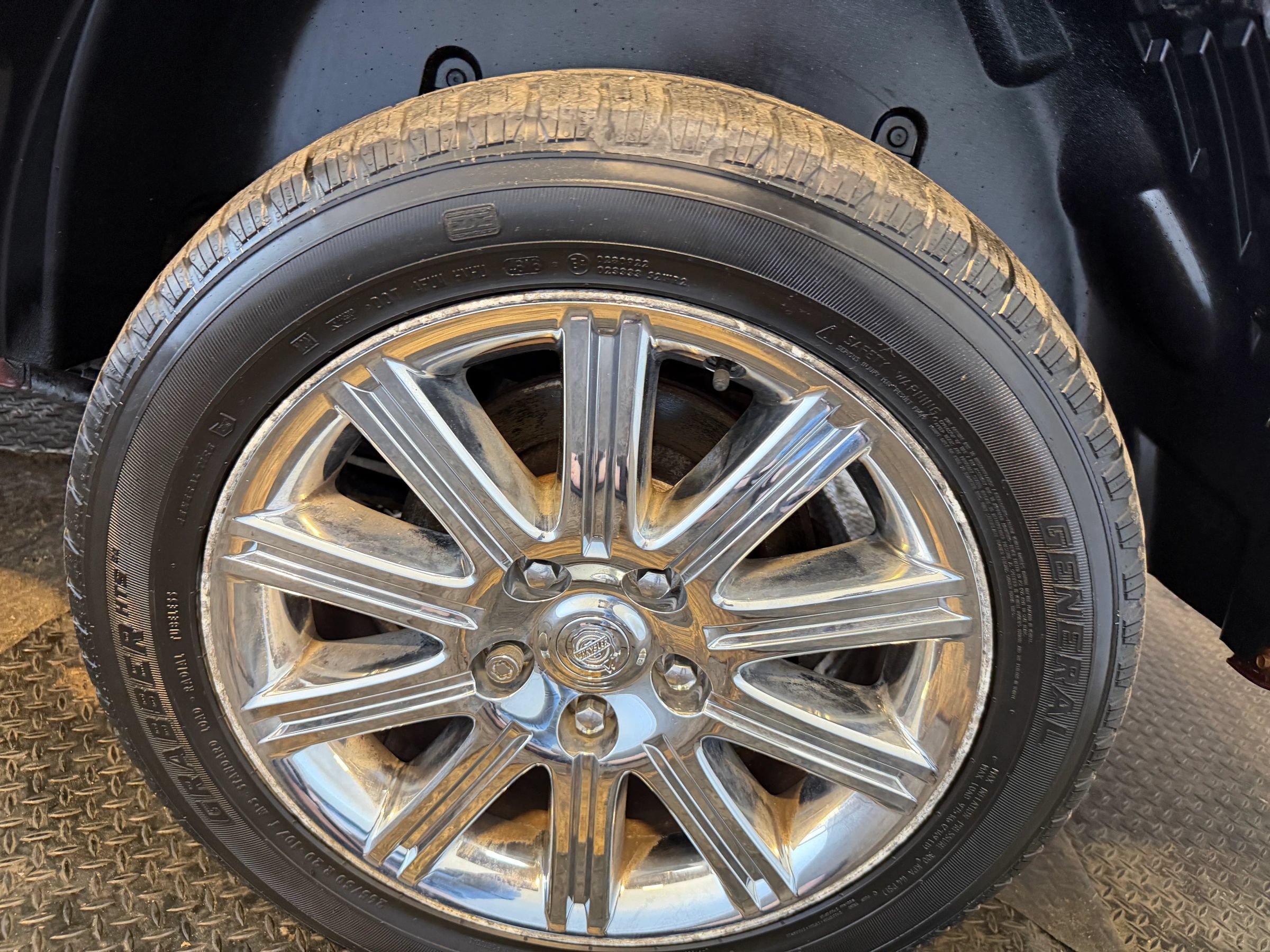 Used 2008 Chrysler Aspen Limited AWD/4WD image 49