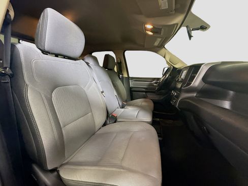 Used 2019 RAM 1500 Big Horn image 29