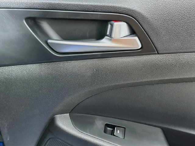 Used 2016 Hyundai Tucson Limited AWD/4WD image 28
