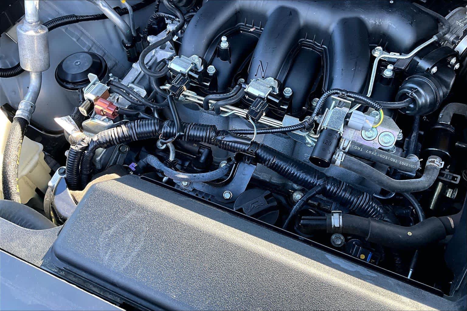 Used 2023 Nissan Pathfinder S AWD/4WD image 33