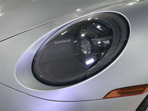 Used 2022 Porsche 911 Carrera 4S image 11