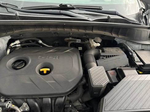 Used 2020 Hyundai Tucson Value AWD/4WD image 19