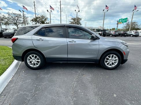Used 2023 Chevrolet Equinox LS image 5