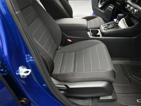 Certified 2025 Honda CR-V Sport image 29