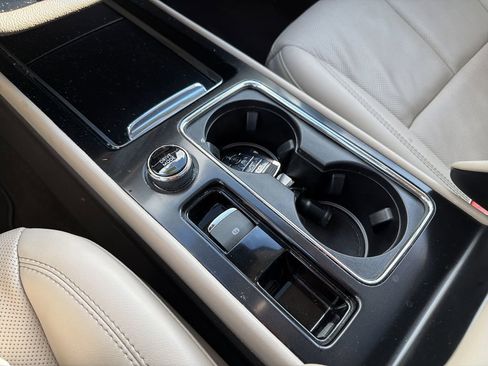 Certified 2022 Lincoln Corsair AWD w/ Premium Package image 28