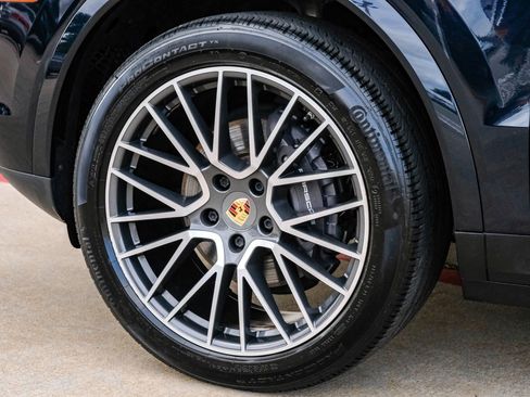 Used 2019 Porsche Cayenne AWD/4WD image 61