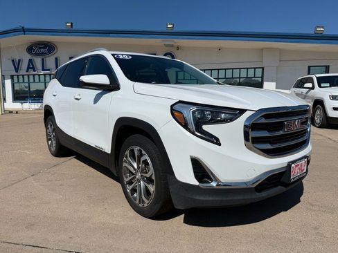 Used 2021 GMC Terrain SLT FWD image 2