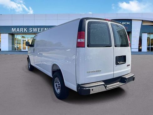 New 2025 GMC Savana 2500 Extended w/ Driver Convenience Package image 7