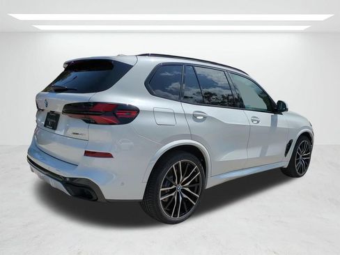 New 2026 BMW X5 xDrive40i w/ M Sport Package AWD/4WD image 4