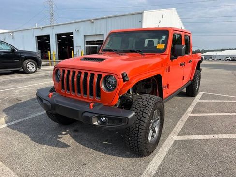 Used 2020 Jeep Gladiator Rubicon AWD/4WD image 2