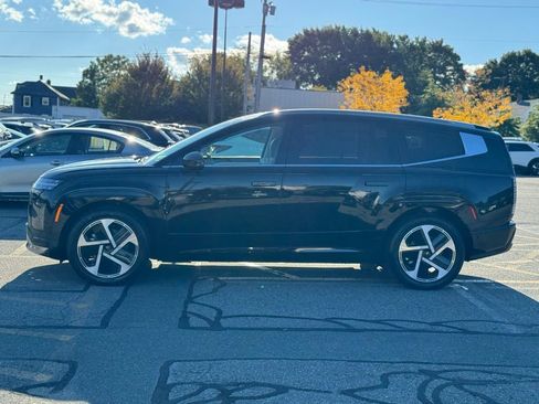 New 2026 Hyundai Ioniq 9 Calligraphy image 2