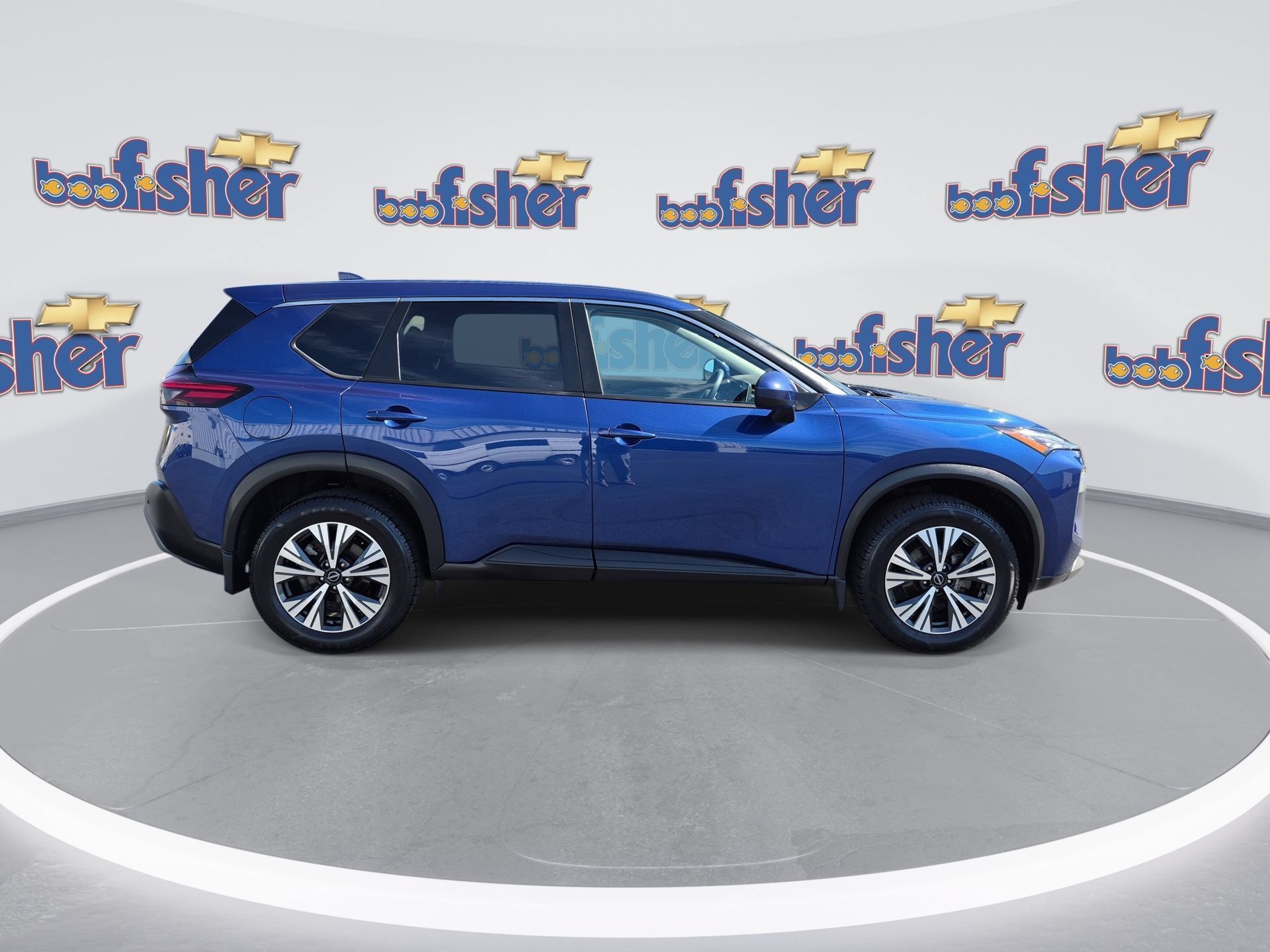 Used 2023 Nissan Rogue SV AWD/4WD image 2