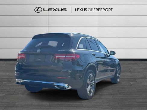 Used 2019 Mercedes-Benz GLC 300 4MATIC image 4