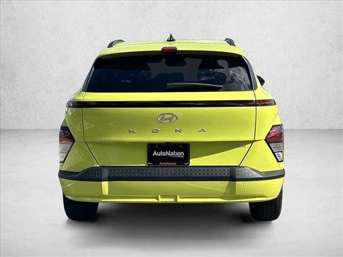 Used 2024 Hyundai Kona SEL image 5