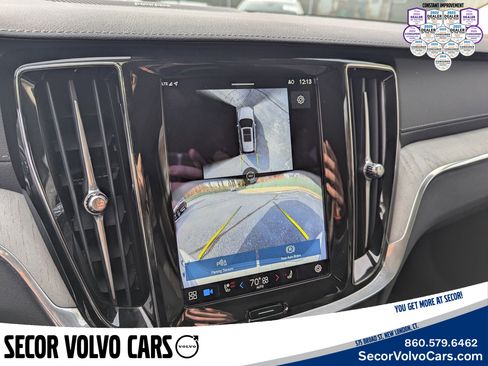 Certified 2024 Volvo V60 B5 Cross Country Ultimate image 16