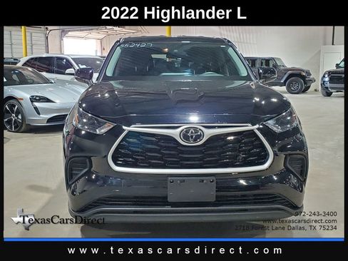 Used 2022 Toyota Highlander L image 2