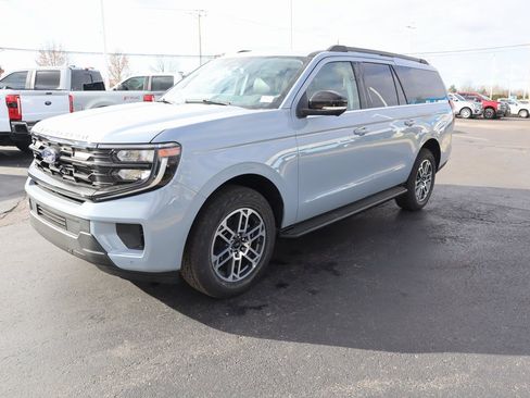 New 2026 Ford Expedition Max Active image 11