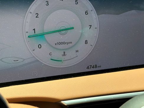 Certified 2026 Genesis GV70 2.5T Advanced AWD/4WD image 21