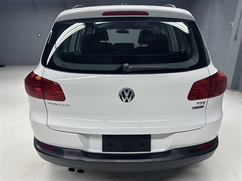 Used 2016 Volkswagen Tiguan S AWD/4WD image 6