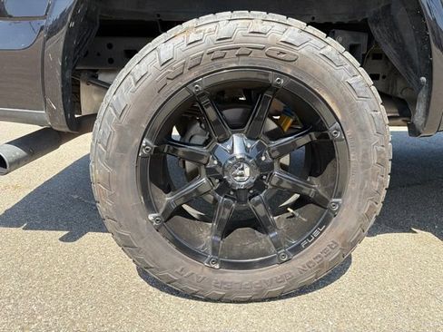 Used 2019 Ford F150 XLT w/ Equipment Group 302A Luxury AWD/4WD image 23