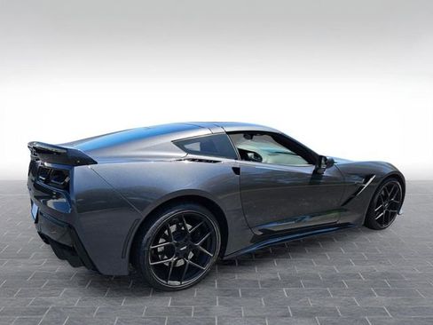 Used 2018 Chevrolet Corvette Stingray Coupe w/ Battery Protection Package RWD image 5