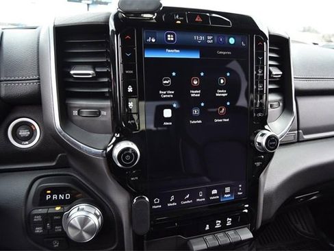 Used 2025 RAM 1500 Laramie image 17