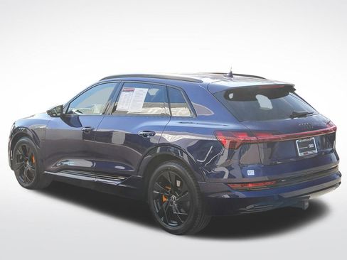 Certified 2022 Audi e-tron Premium w/ Convenience Plus Package image 8