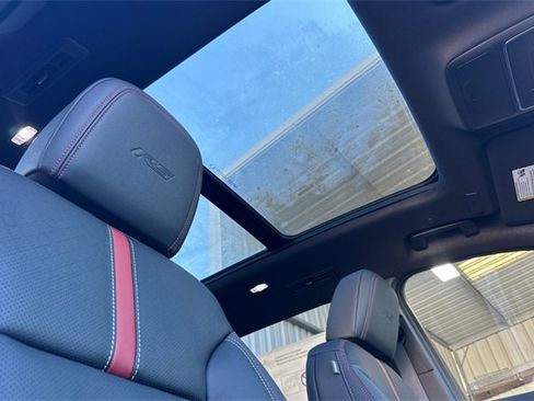 New 2026 Chevrolet Traverse RS image 23