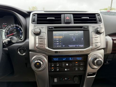 Used 2018 Toyota 4Runner Limited AWD/4WD image 11