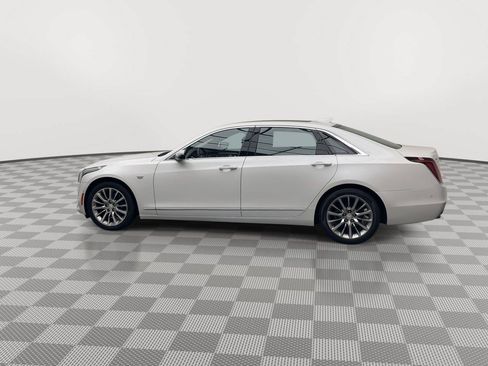 Used 2017 Cadillac CT6 Luxury AWD/4WD image 38
