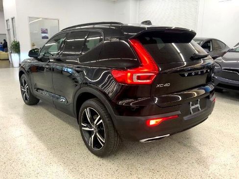 Used 2020 Volvo XC40 T5 R-Design image 6