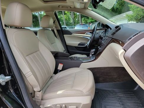 Used 2013 Buick Regal Premium FWD image 24