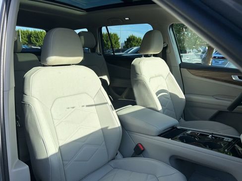New 2026 Volkswagen Atlas SE FWD image 45