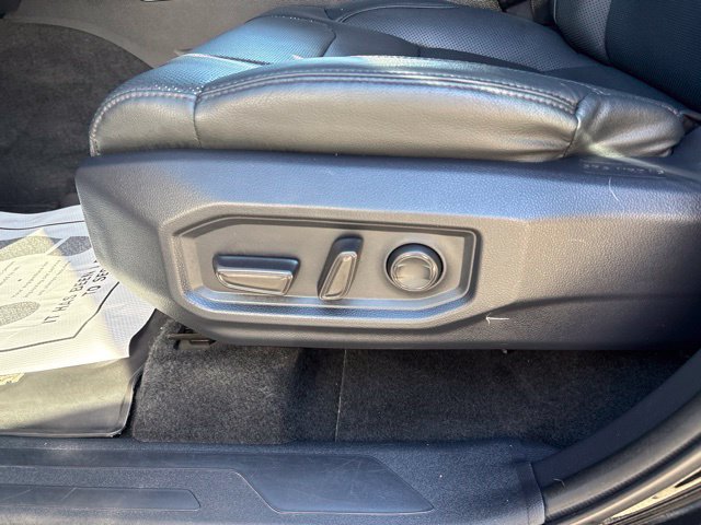 Used 2024 Toyota Tundra SR5 w/ SR5 Premium Package AWD/4WD image 4