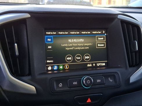 Used 2021 GMC Terrain SLE image 24