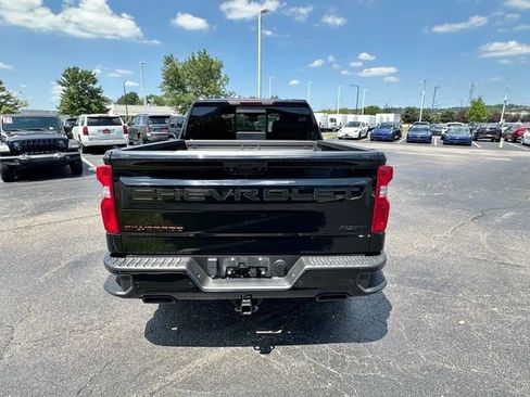Used 2023 Chevrolet Silverado 1500 RST w/ Redline Edition AWD/4WD image 14