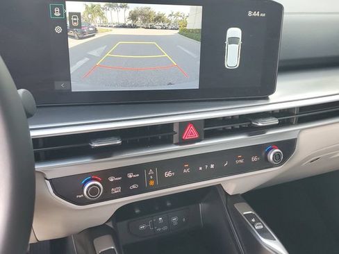 Used 2024 Kia Sorento S w/ Panoramic Sunroof Package FWD image 28