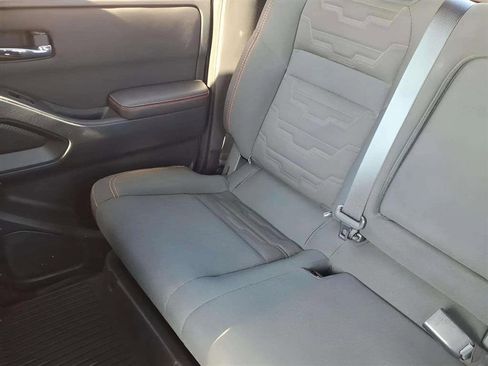 Used 2024 Nissan Frontier PRO-4X w/ Off-Road Protection Package image 17