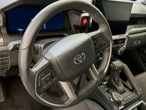 Used 2024 Toyota Tacoma TRD Off-Road w/ TRD Off Road Upgrade Package image 18