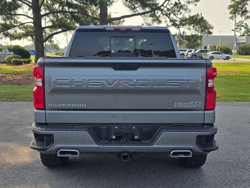 Certified 2021 Chevrolet Silverado 1500 High Country w/ Technology Package AWD/4WD image 4