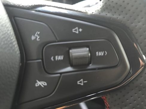 New 2026 Chevrolet Trax RS w/ Driver Confidence Package FWD image 19