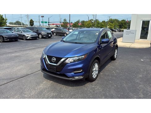 Used 2022 Nissan Rogue Sport SV w/ Technology Package AWD/4WD image 3