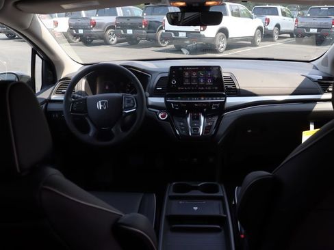 Used 2026 Honda Odyssey Touring image 19