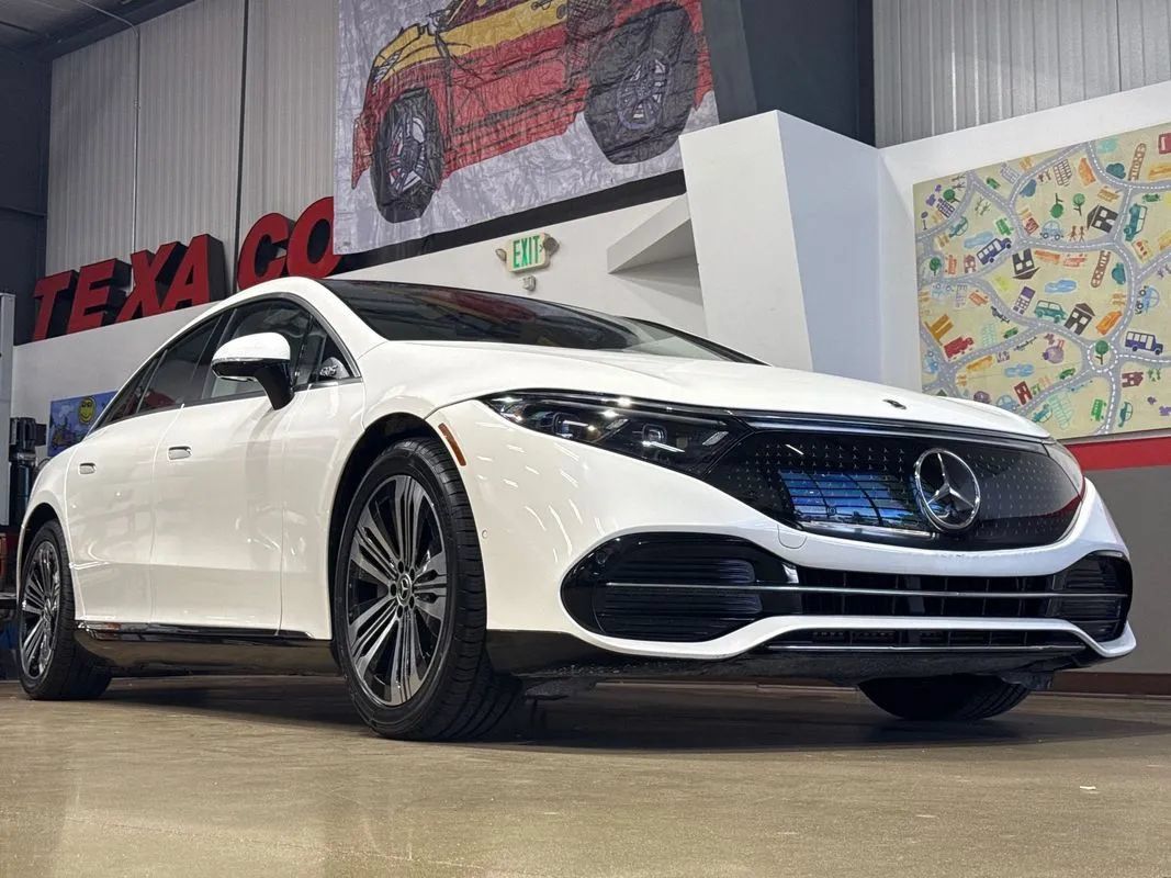 Used 2022 Mercedes-Benz EQS 450+ Sedan image 45