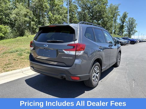 Used 2022 Subaru Forester Premium AWD/4WD image 9