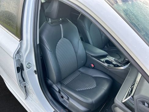Used 2023 Toyota Camry SE FWD image 30