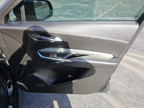 Used 2022 Cadillac XT4 Premium Luxury w/ Safety Alert Package image 15