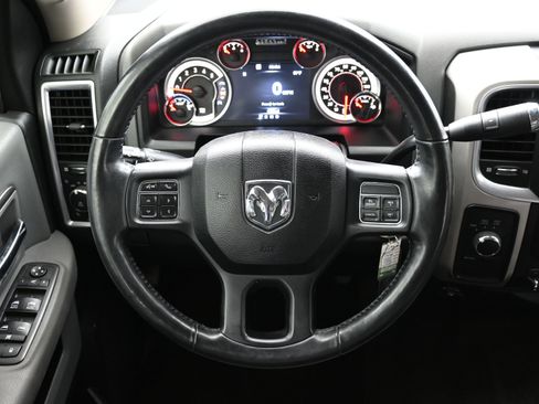 Used 2017 RAM 2500 Big Horn w/ Sport Appearance Group image 15