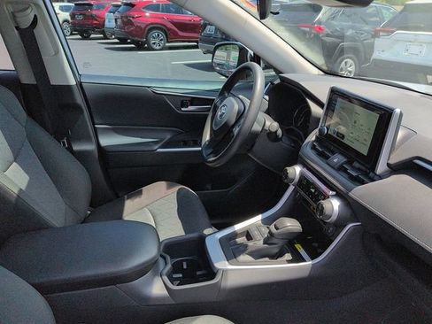 Certified 2025 Toyota RAV4 XLE w/ Convenience Package FWD image 10