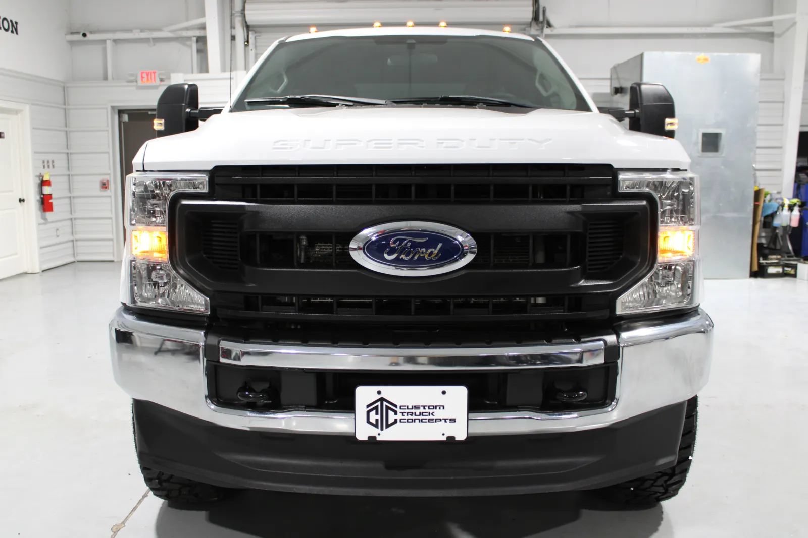 Used 2022 Ford F250 XL w/ Power Equipment Group AWD/4WD image 12
